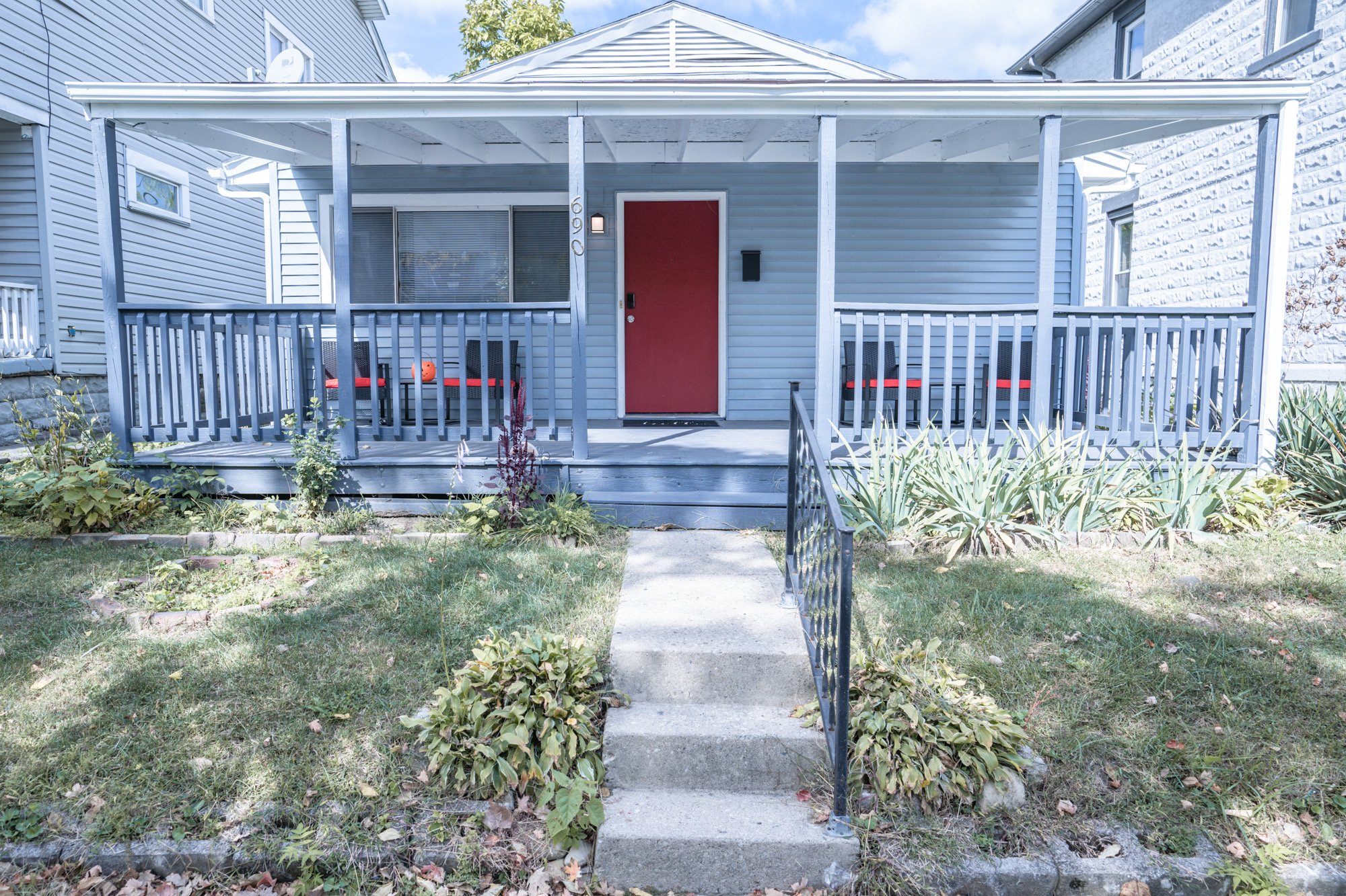 690 Gibbard Avenue