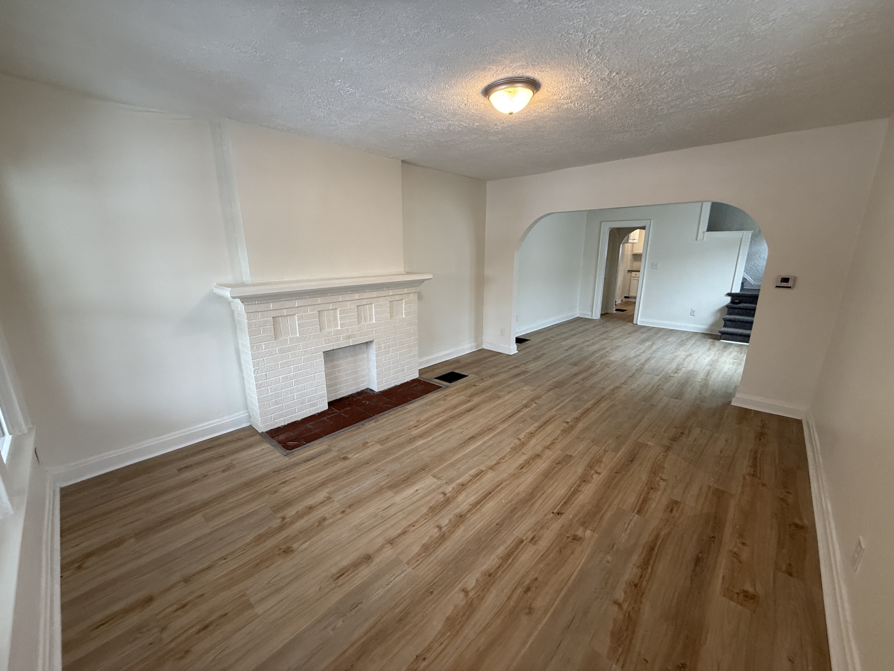 1295-1297 Lockbourne Road - 1295
