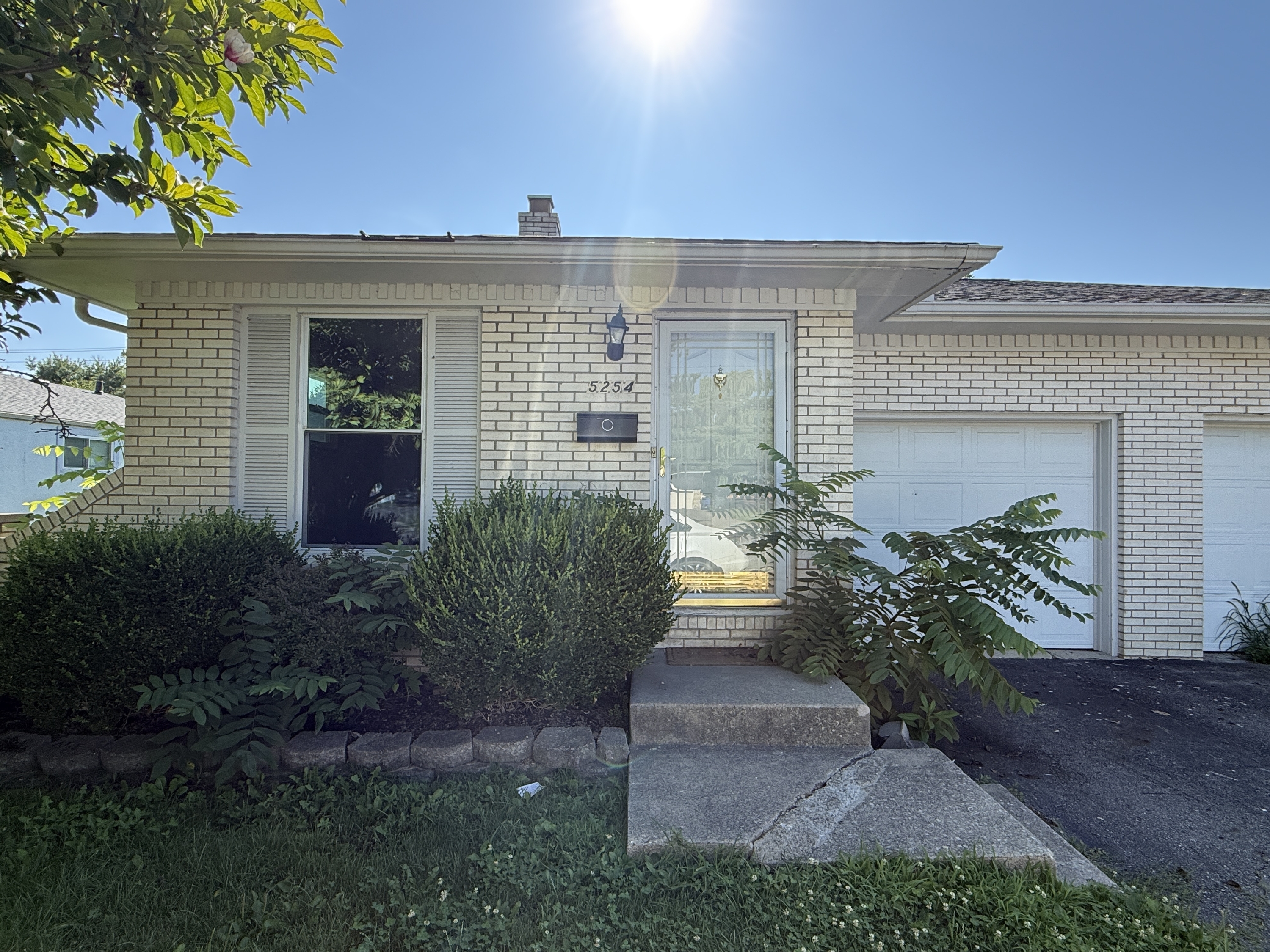 5254 Karl Road