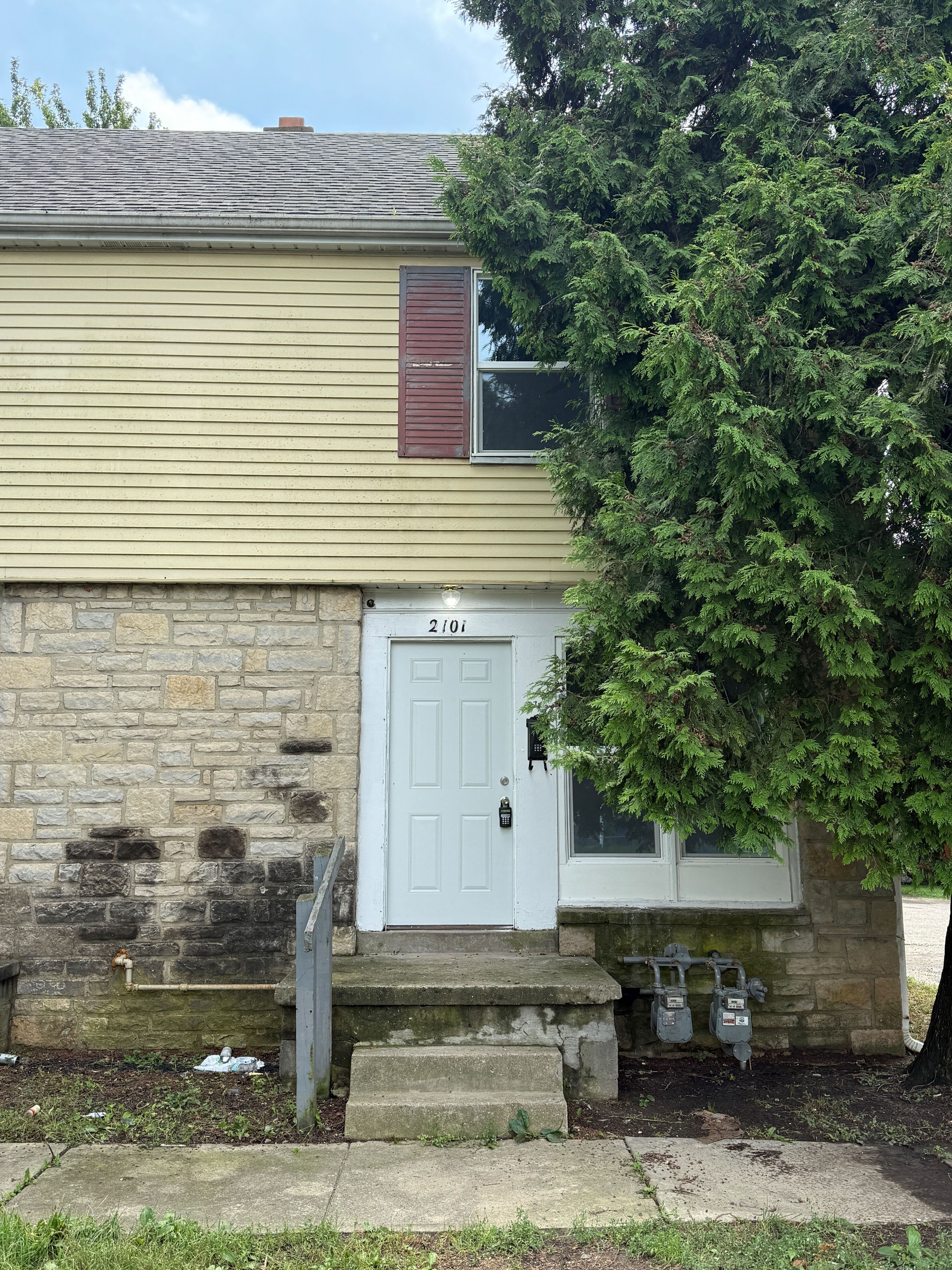 2099-2101 West Mound Street - 2101